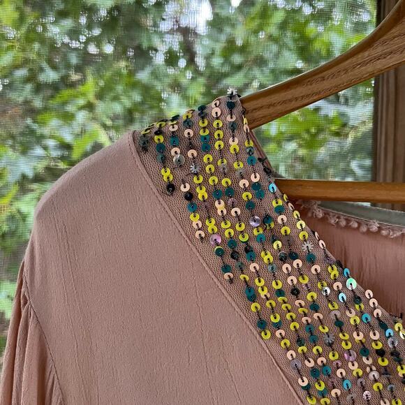 Anthropologie Maeve Kristie Sequined Peasant Blouse Beige Tan Size L - Picture 5 of 8